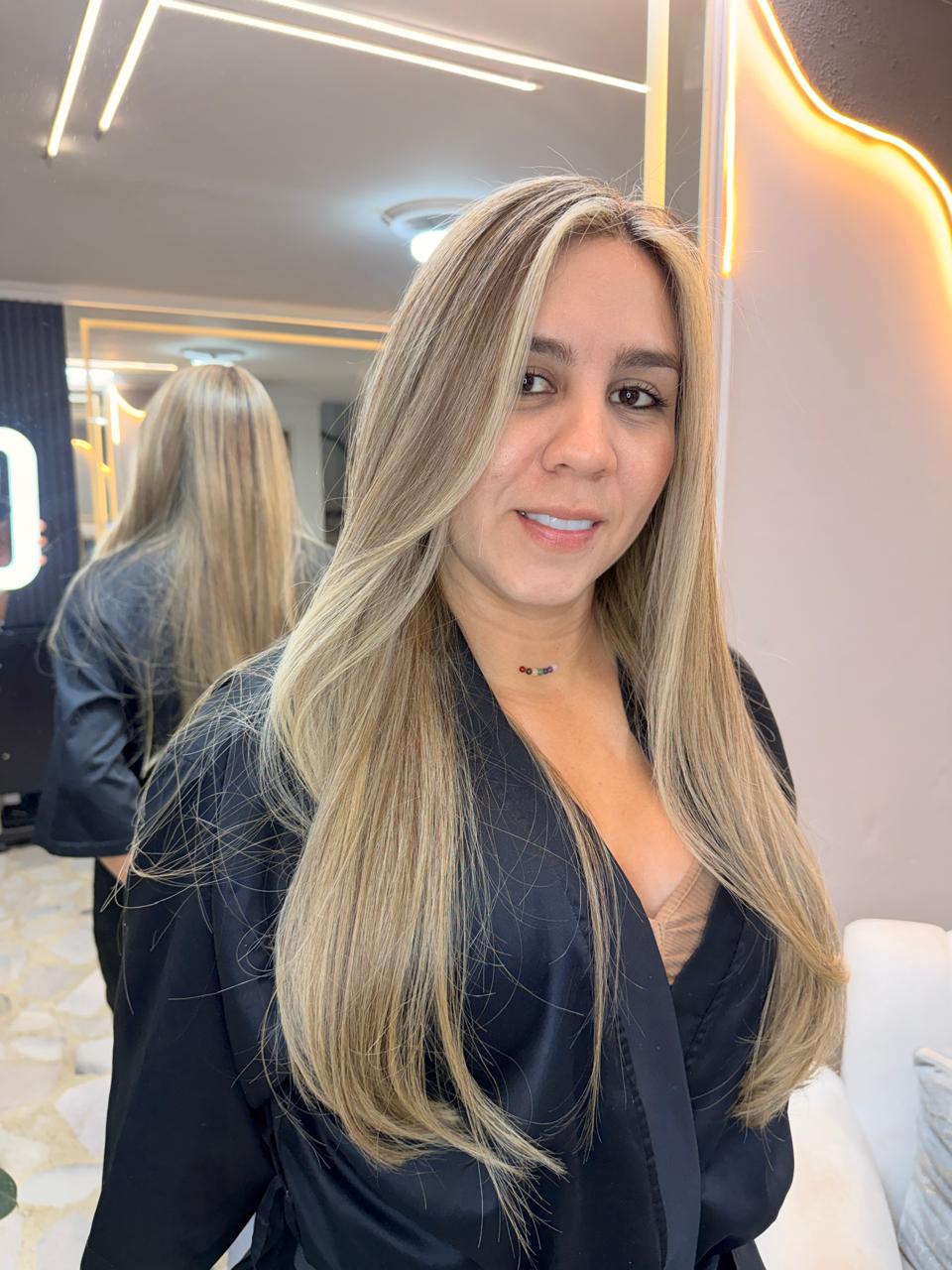 Balayage rubio ceniza